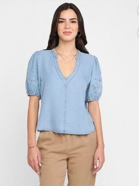 Devoted Top Blouse Boho V-Neck Embroidered Blue Medium Women Short Puff Sleeve